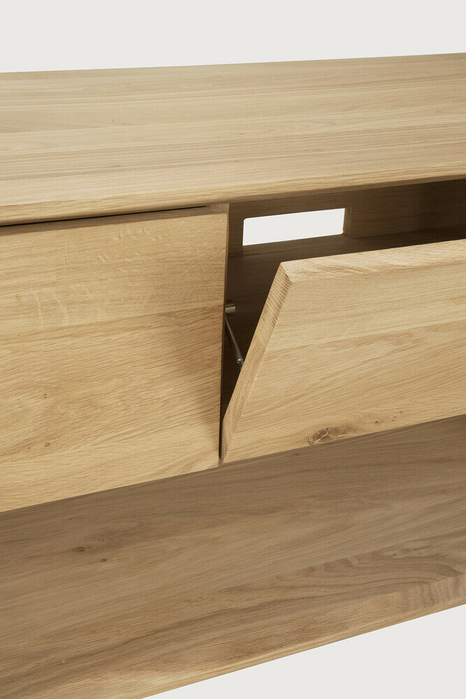 Ethnicraft Nordic TV cupboard oak