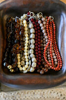 Bazou ketting XL vierkante kralen beige