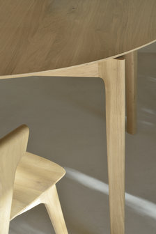 Ethnicraft oak Bok round extendable dining table