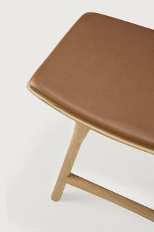 Ethnicraft Osso Stool Varnished Oak Cognac Leather