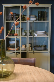WOOOD Premium Exhibit vitrinekast metaal khaki