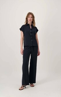 Zusss modal blouse mouwloos zwart