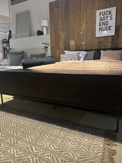 Ethnicraft Grooves TV-meubel 1 klep en 1 lade