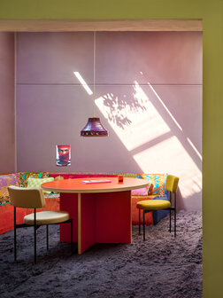 HKliving Dining table Orange round 130 cm 
