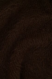 Zusss fluffy trui met ronde hals chocoladebruin