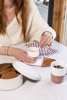 Zusss theemok happiness wit burgundy