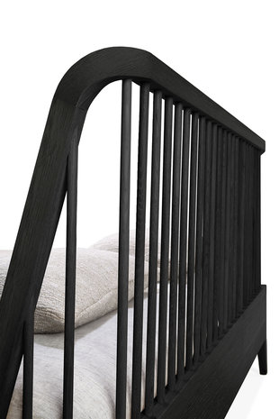 Ethnicraft oak Spindle black bed