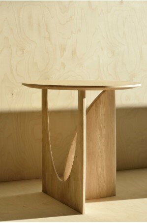 Ethnicraft Oak Geometric side table oak