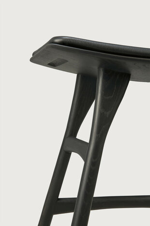 Ethnicraft Osso Stool Varnished Oak Black Black Leather