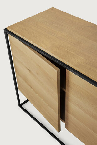 Ethnicraft Monolit sideboard oak