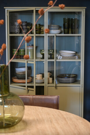 WOOOD Premium Exhibit vitrinekast metaal khaki