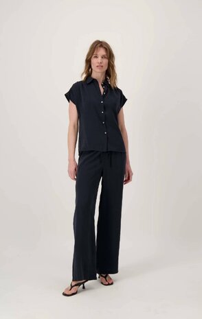 Zusss modal blouse mouwloos zwart