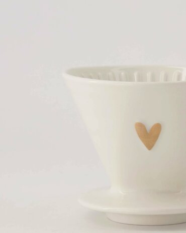 Zusss koffiefilterhouder keramiek hartje wit goud