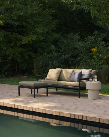 Ethnicraft Jack Outdoor 2-Zits Bank Zwart met Groene Kussens