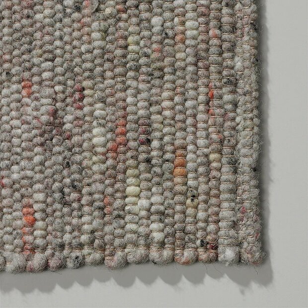 Beside Rugs Vloerkleed Amazone Light Red 131