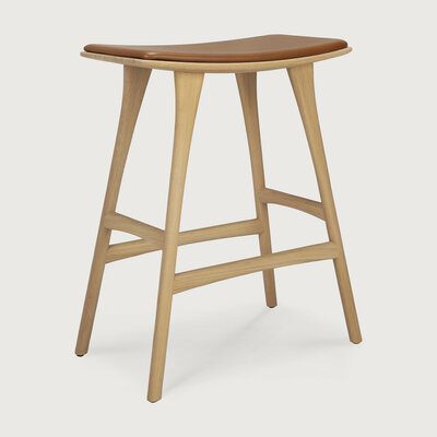 Ethnicraft Osso Counter Stool Varnished Oak Cognac Leather