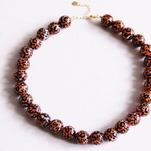 Bazou XL kralen ketting - leopard print
